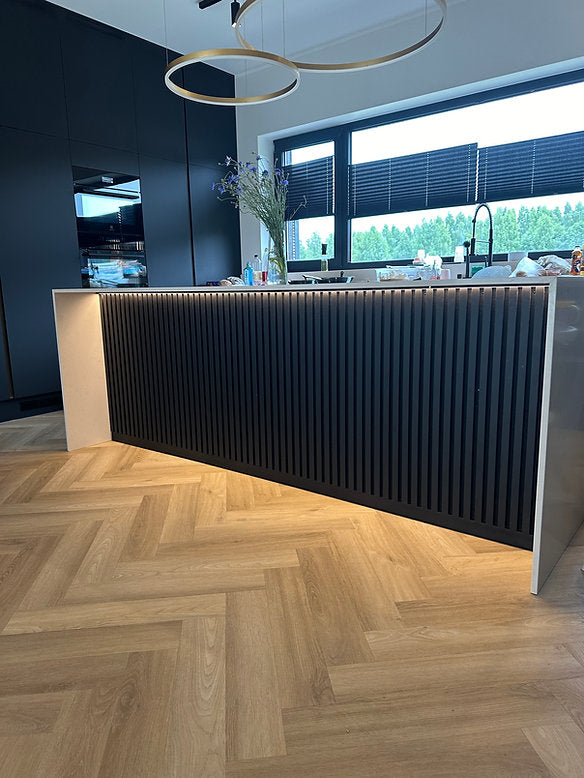 Painel Ripado Preto - DUMICOR